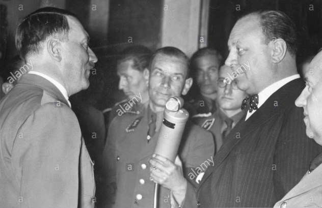 adolf-hitler-and-emil-jannings-C463JA